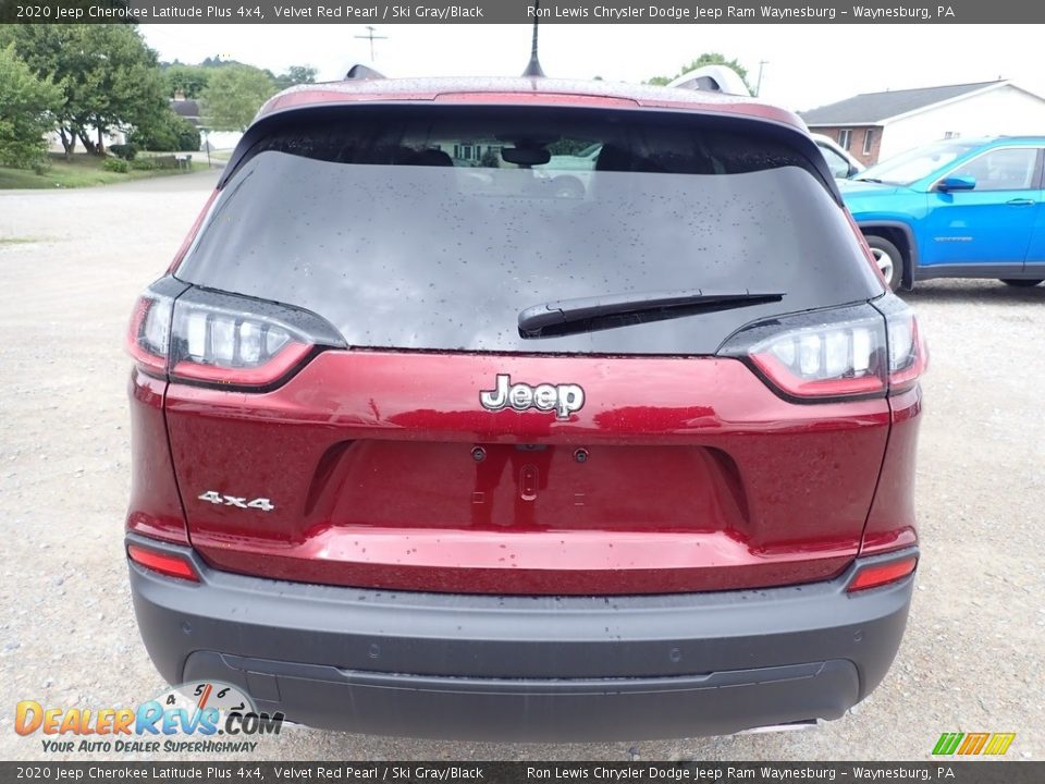 2020 Jeep Cherokee Latitude Plus 4x4 Velvet Red Pearl / Ski Gray/Black Photo #5