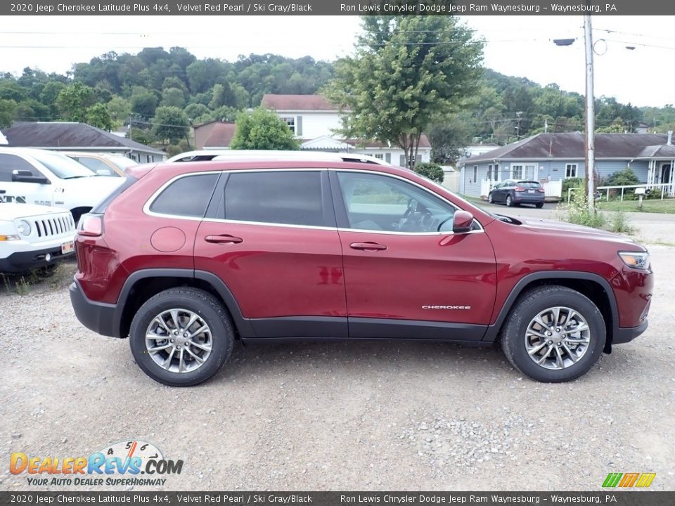 2020 Jeep Cherokee Latitude Plus 4x4 Velvet Red Pearl / Ski Gray/Black Photo #7