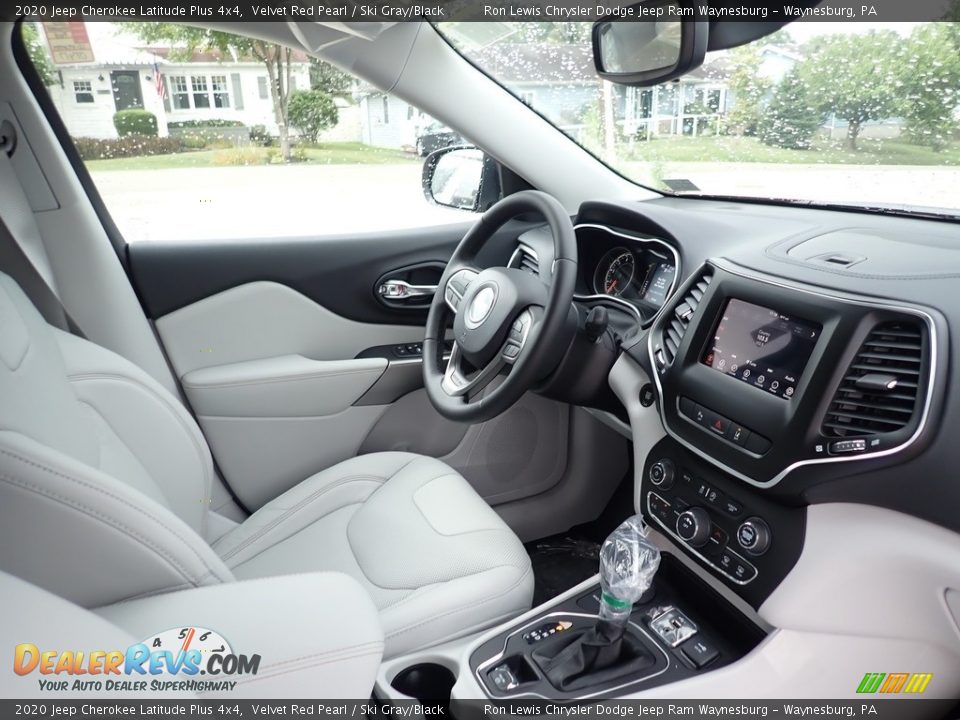 2020 Jeep Cherokee Latitude Plus 4x4 Velvet Red Pearl / Ski Gray/Black Photo #11