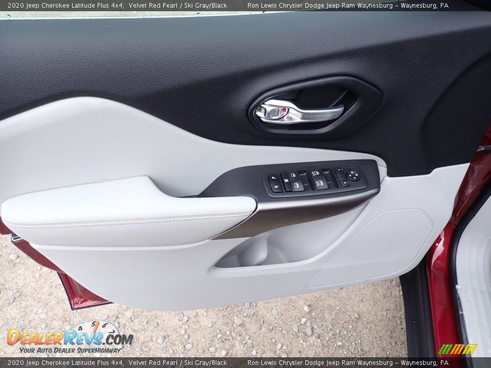 2020 Jeep Cherokee Latitude Plus 4x4 Velvet Red Pearl / Ski Gray/Black Photo #12