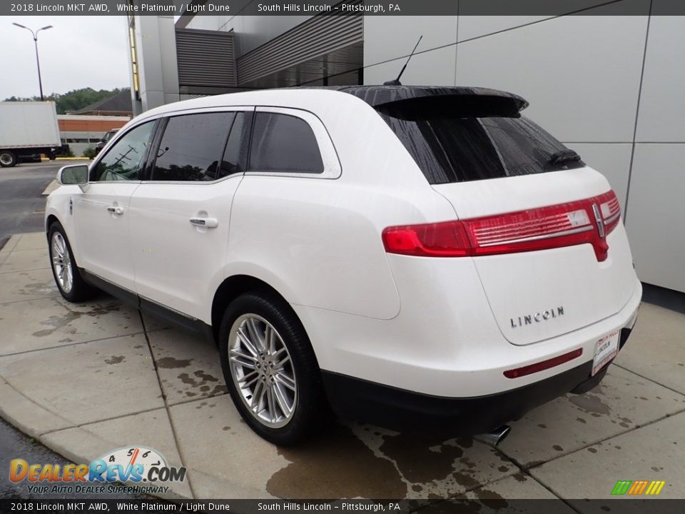 2018 Lincoln MKT AWD White Platinum / Light Dune Photo #3