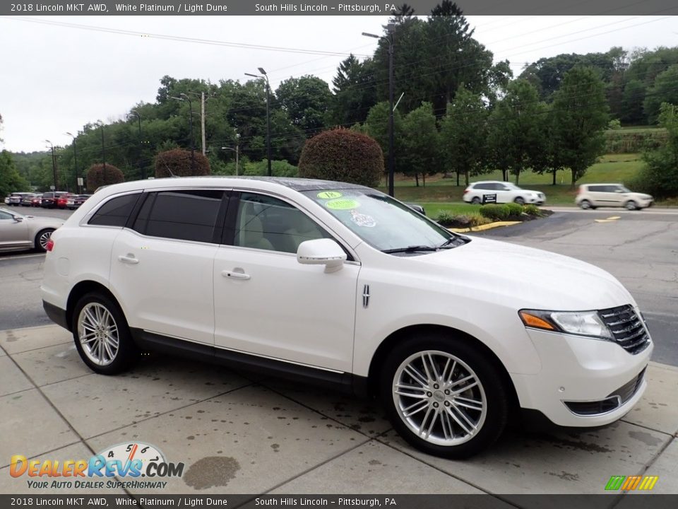 2018 Lincoln MKT AWD White Platinum / Light Dune Photo #6