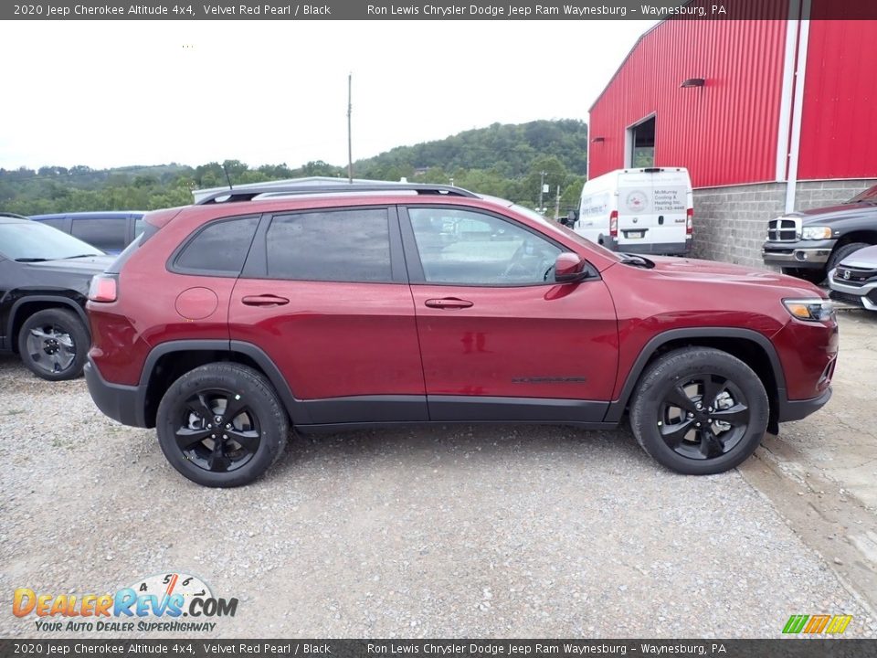 2020 Jeep Cherokee Altitude 4x4 Velvet Red Pearl / Black Photo #6