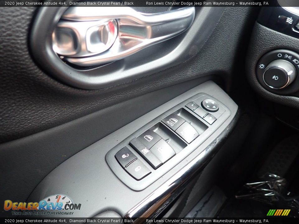 2020 Jeep Cherokee Altitude 4x4 Diamond Black Crystal Pearl / Black Photo #19
