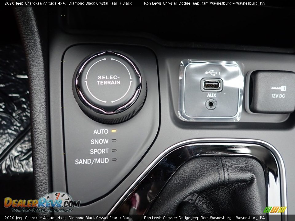 2020 Jeep Cherokee Altitude 4x4 Diamond Black Crystal Pearl / Black Photo #20
