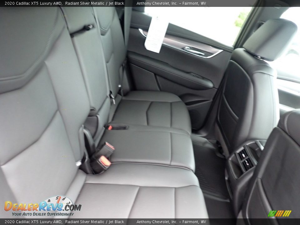 2020 Cadillac XT5 Luxury AWD Radiant Silver Metallic / Jet Black Photo #7