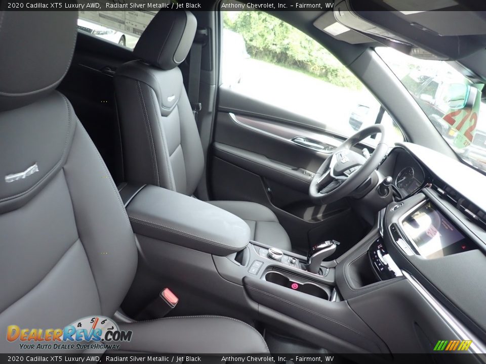 2020 Cadillac XT5 Luxury AWD Radiant Silver Metallic / Jet Black Photo #8