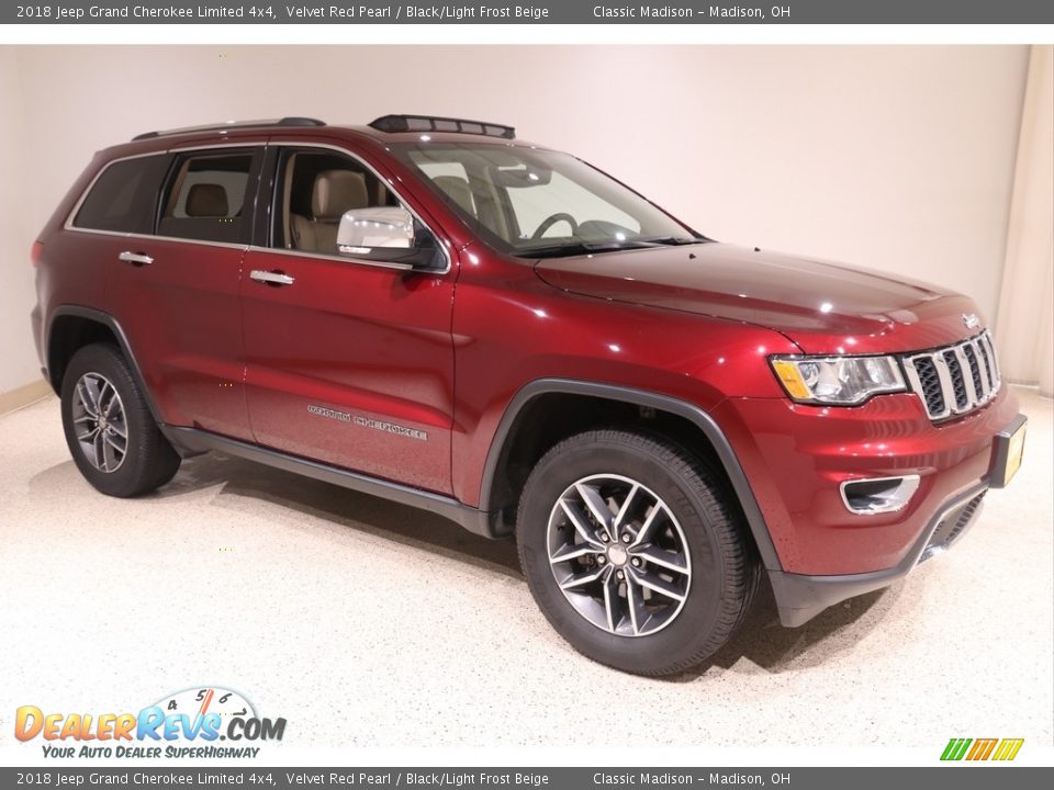 2018 Jeep Grand Cherokee Limited 4x4 Velvet Red Pearl / Black/Light Frost Beige Photo #1