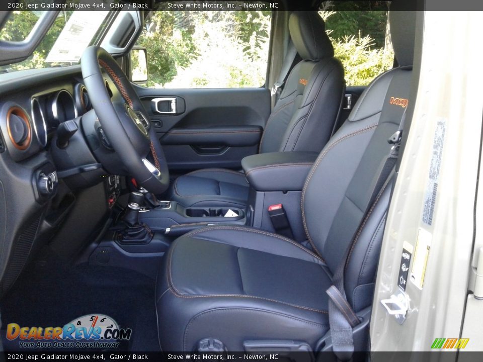 Front Seat of 2020 Jeep Gladiator Mojave 4x4 Photo #12