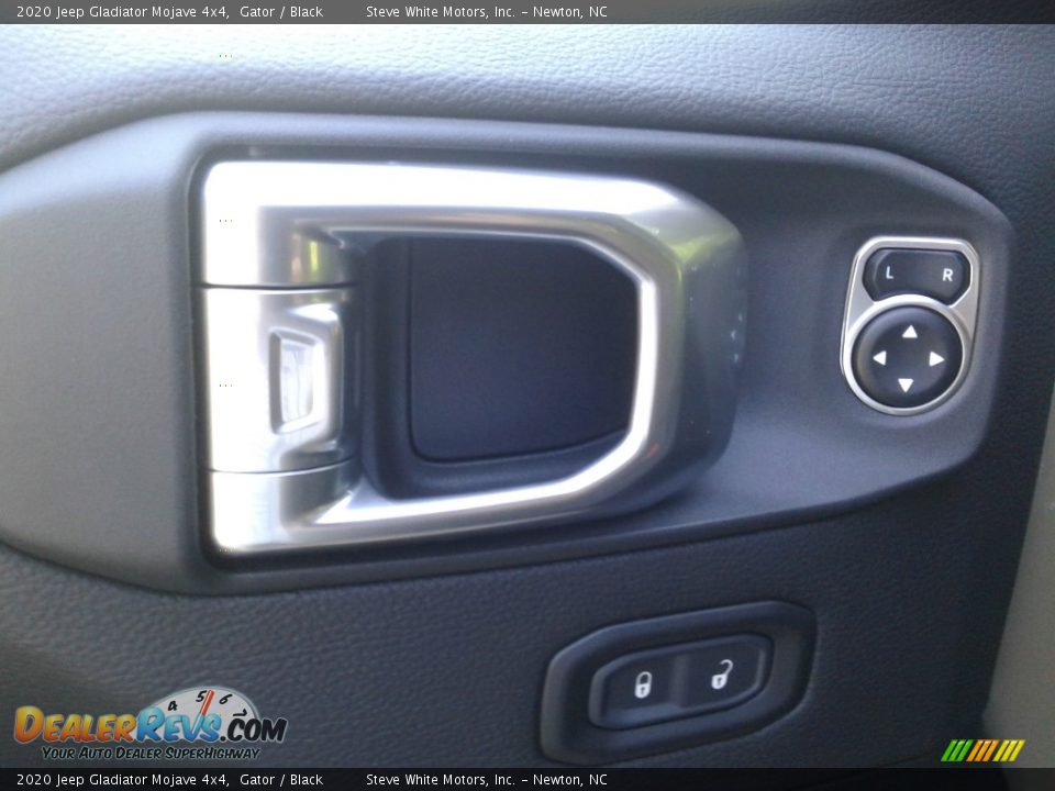 2020 Jeep Gladiator Mojave 4x4 Gator / Black Photo #13