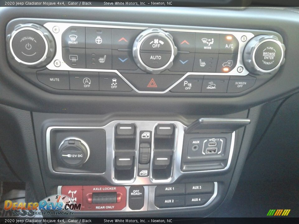 2020 Jeep Gladiator Mojave 4x4 Gator / Black Photo #28