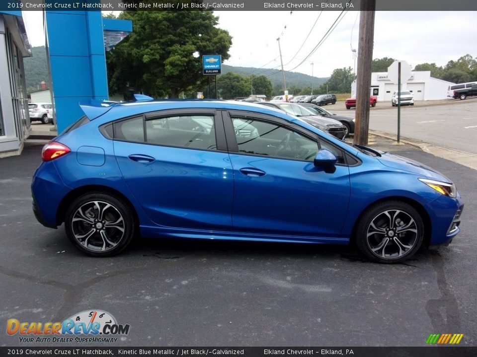 2019 Chevrolet Cruze LT Hatchback Kinetic Blue Metallic / Jet Black/­Galvanized Photo #9