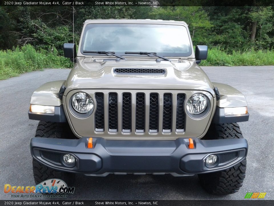 2020 Jeep Gladiator Mojave 4x4 Gator / Black Photo #3