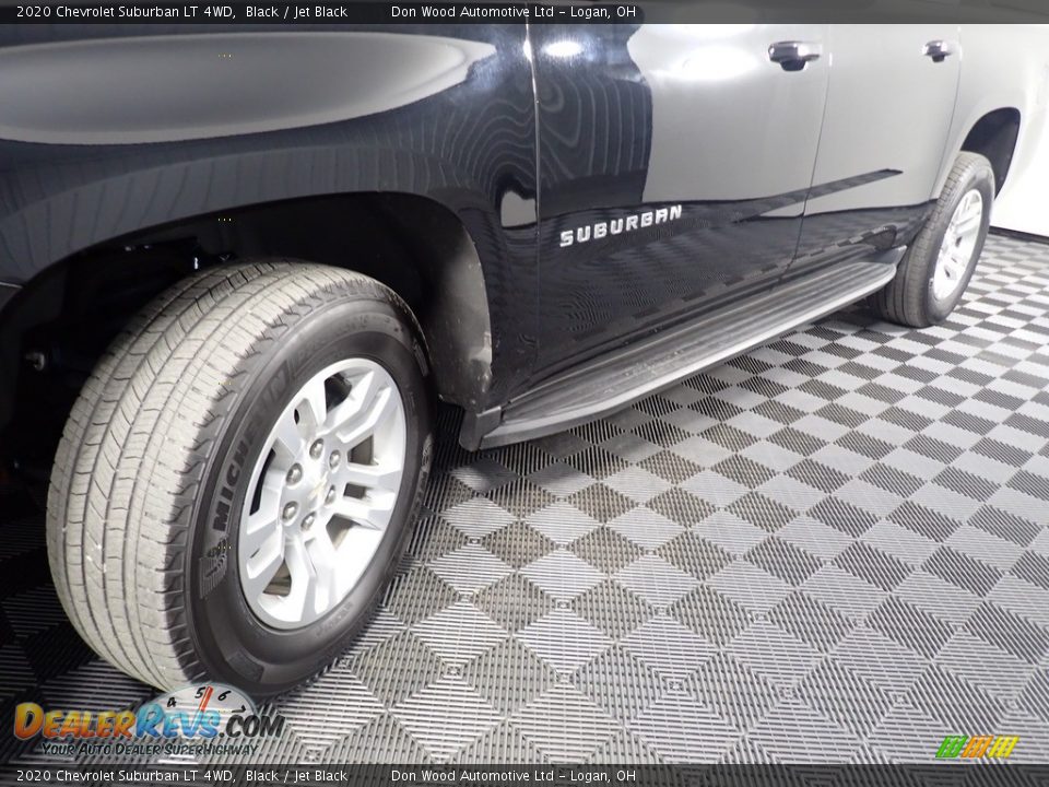 2020 Chevrolet Suburban LT 4WD Black / Jet Black Photo #10