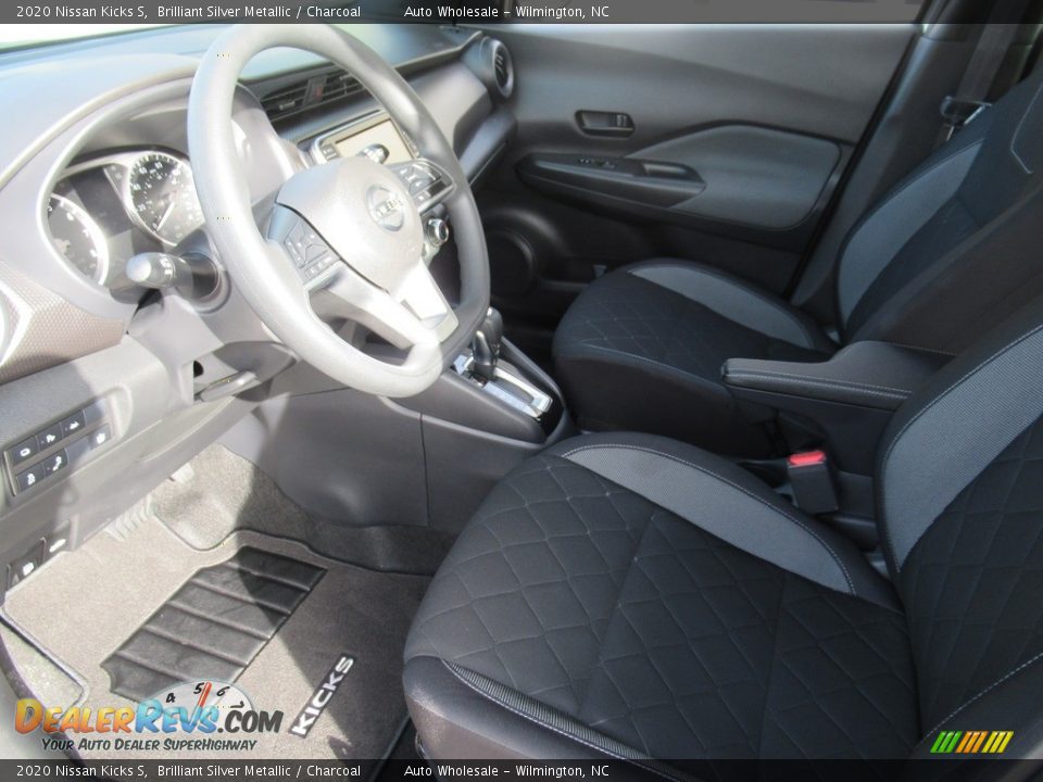 Front Seat of 2020 Nissan Kicks S Photo #11