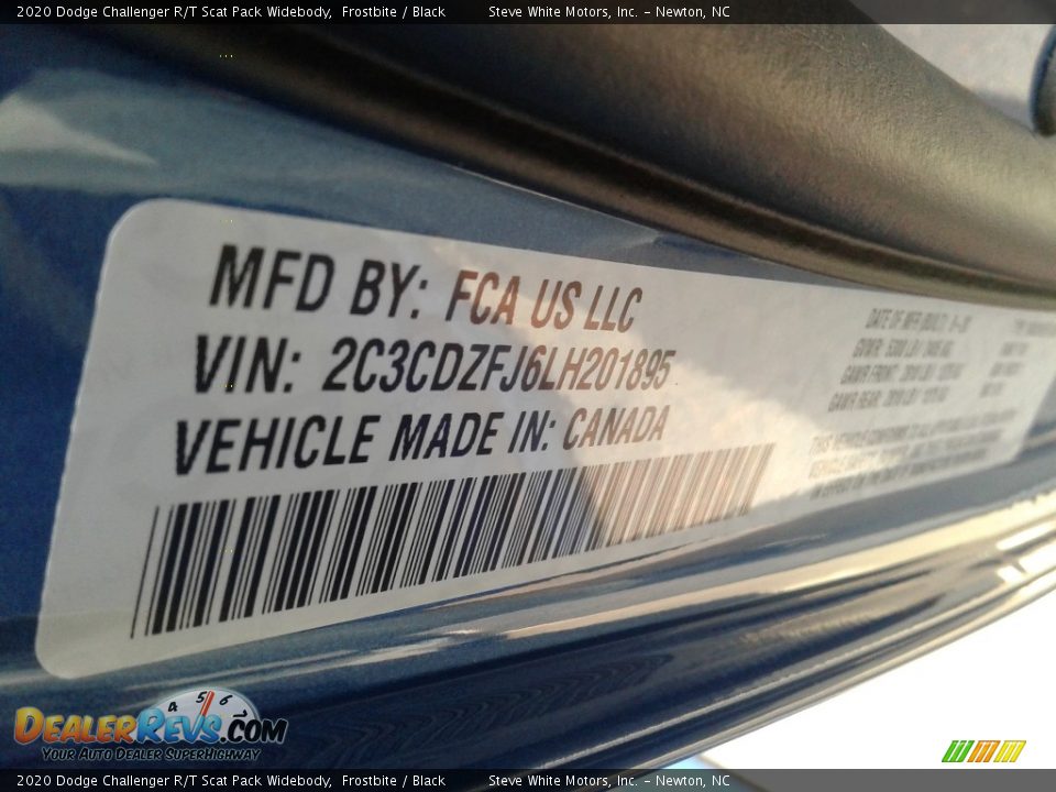 2020 Dodge Challenger R/T Scat Pack Widebody Frostbite / Black Photo #30