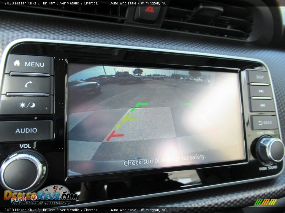 Controls of 2020 Nissan Kicks S Photo #17