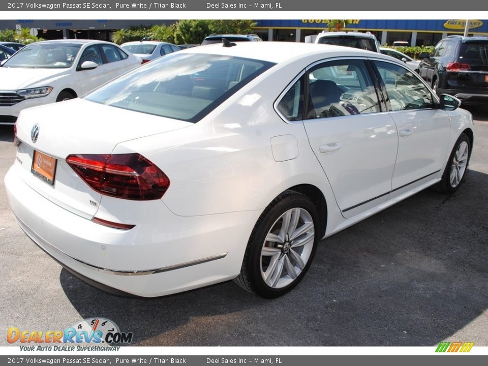 2017 Volkswagen Passat SE Sedan Pure White / Titan Black Photo #9