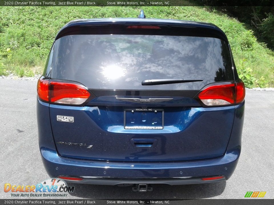 2020 Chrysler Pacifica Touring Jazz Blue Pearl / Black Photo #7