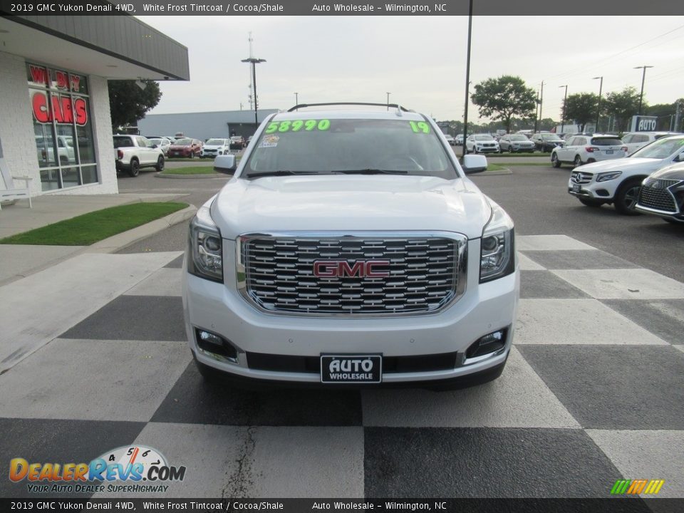 2019 GMC Yukon Denali 4WD White Frost Tintcoat / Cocoa/Shale Photo #2