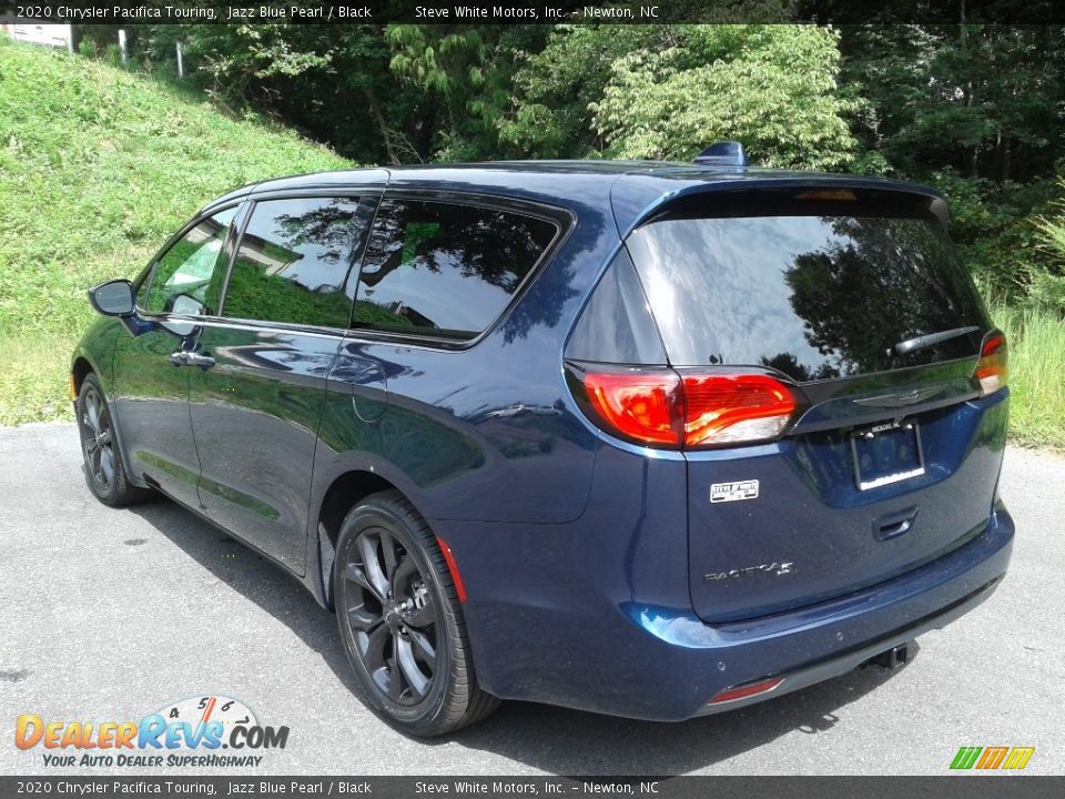 2020 Chrysler Pacifica Touring Jazz Blue Pearl / Black Photo #8