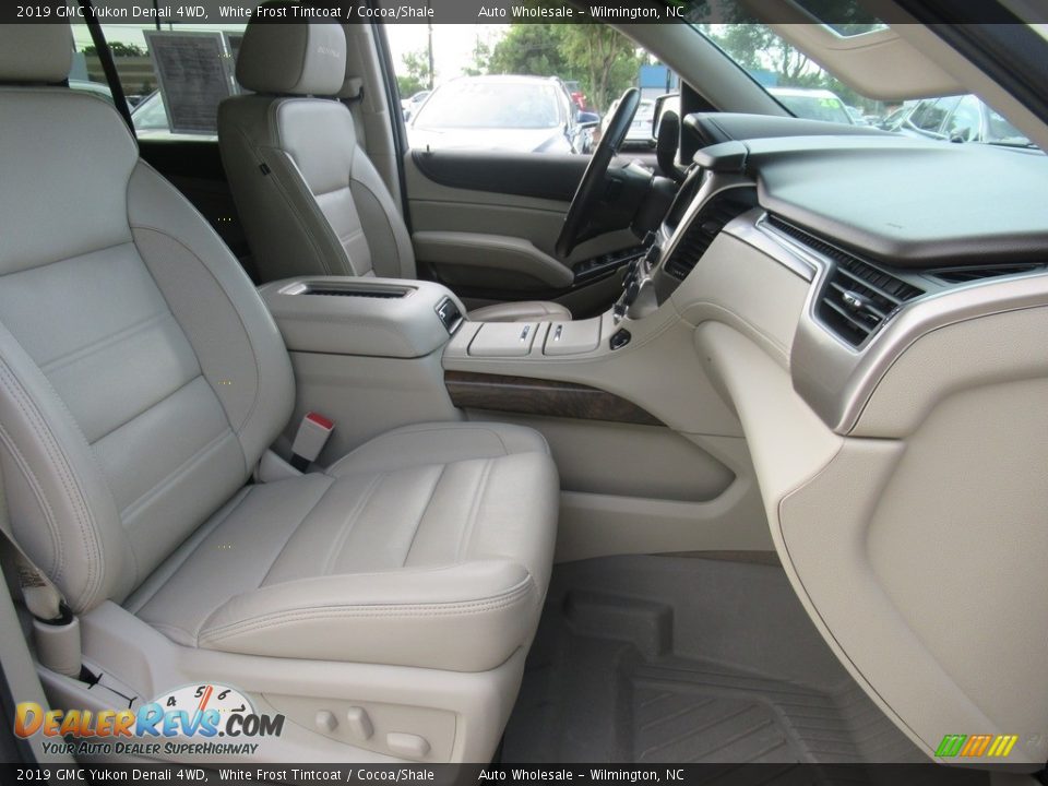 2019 GMC Yukon Denali 4WD White Frost Tintcoat / Cocoa/Shale Photo #12