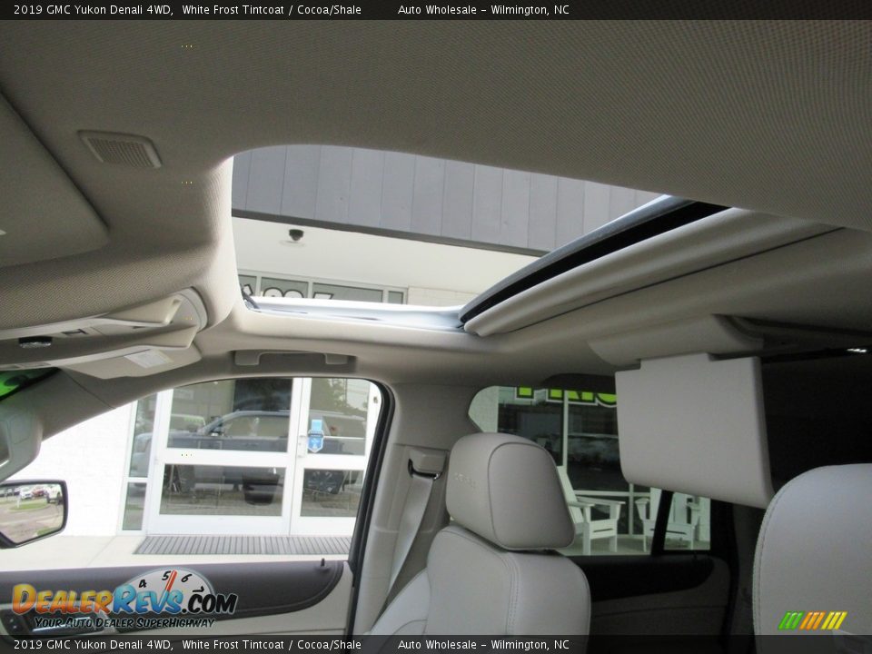 2019 GMC Yukon Denali 4WD White Frost Tintcoat / Cocoa/Shale Photo #14