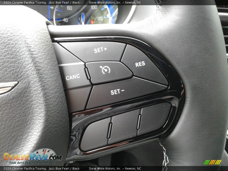 2020 Chrysler Pacifica Touring Steering Wheel Photo #21
