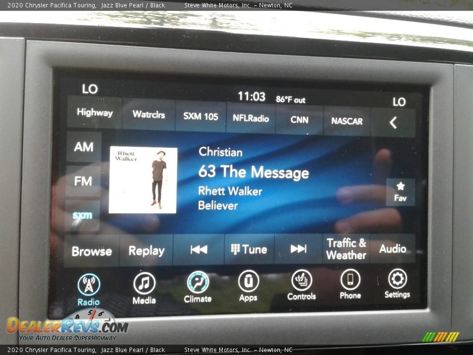 Controls of 2020 Chrysler Pacifica Touring Photo #23