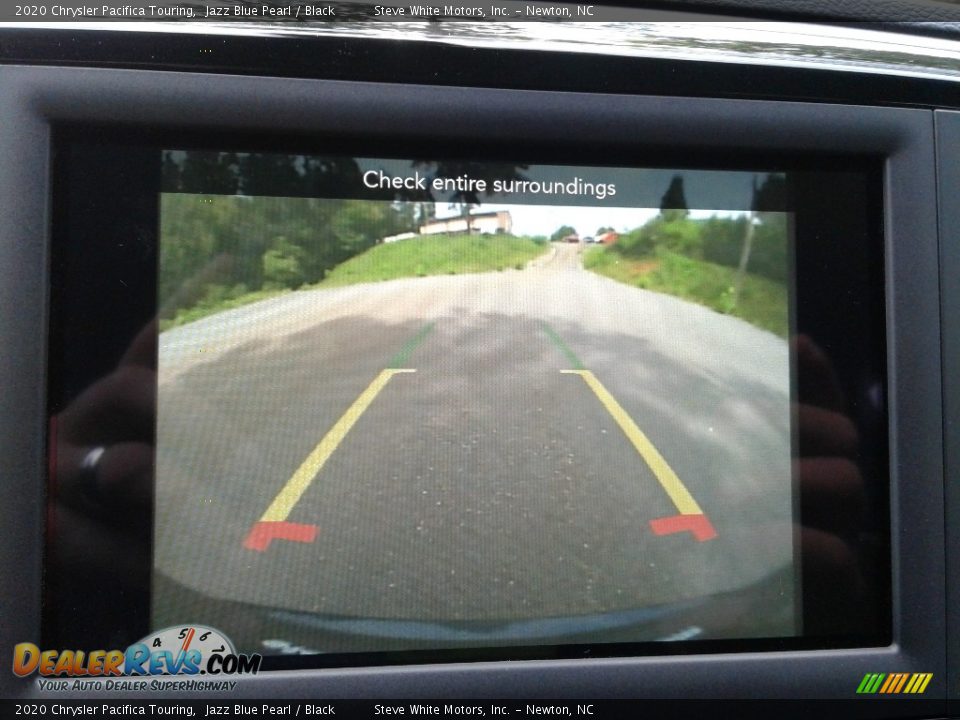 2020 Chrysler Pacifica Touring Jazz Blue Pearl / Black Photo #25