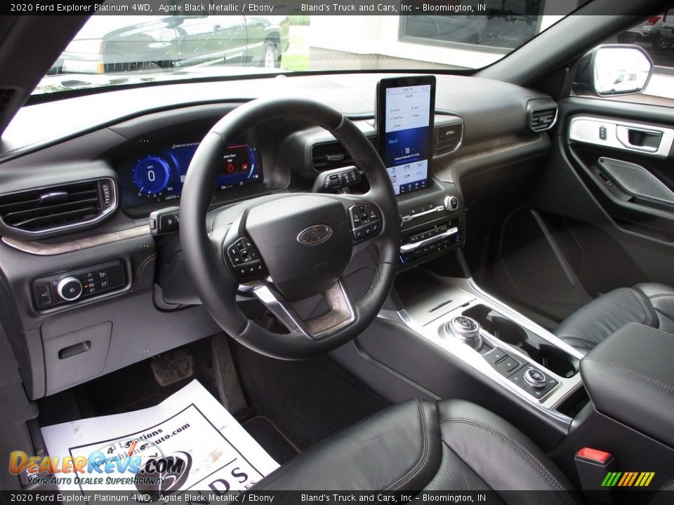 Dashboard of 2020 Ford Explorer Platinum 4WD Photo #6
