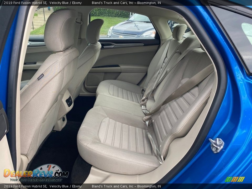 2019 Ford Fusion Hybrid SE Velocity Blue / Ebony Photo #32