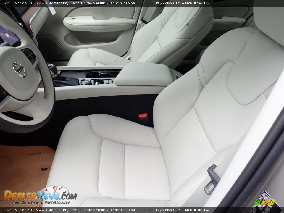 Front Seat of 2021 Volvo S60 T6 AWD Momentum Photo #7