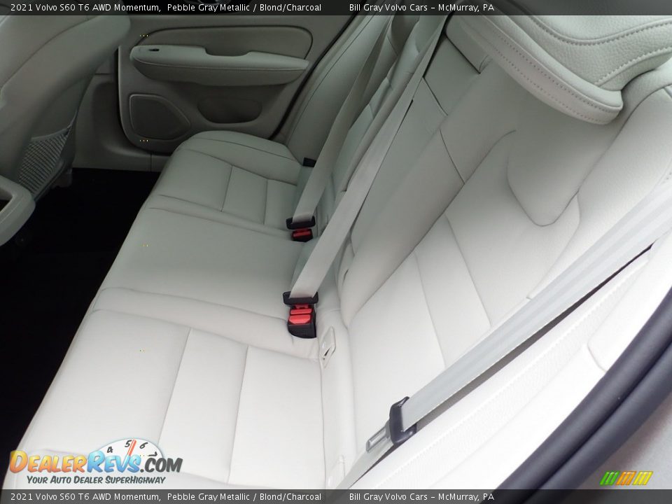 2021 Volvo S60 T6 AWD Momentum Pebble Gray Metallic / Blond/Charcoal Photo #8