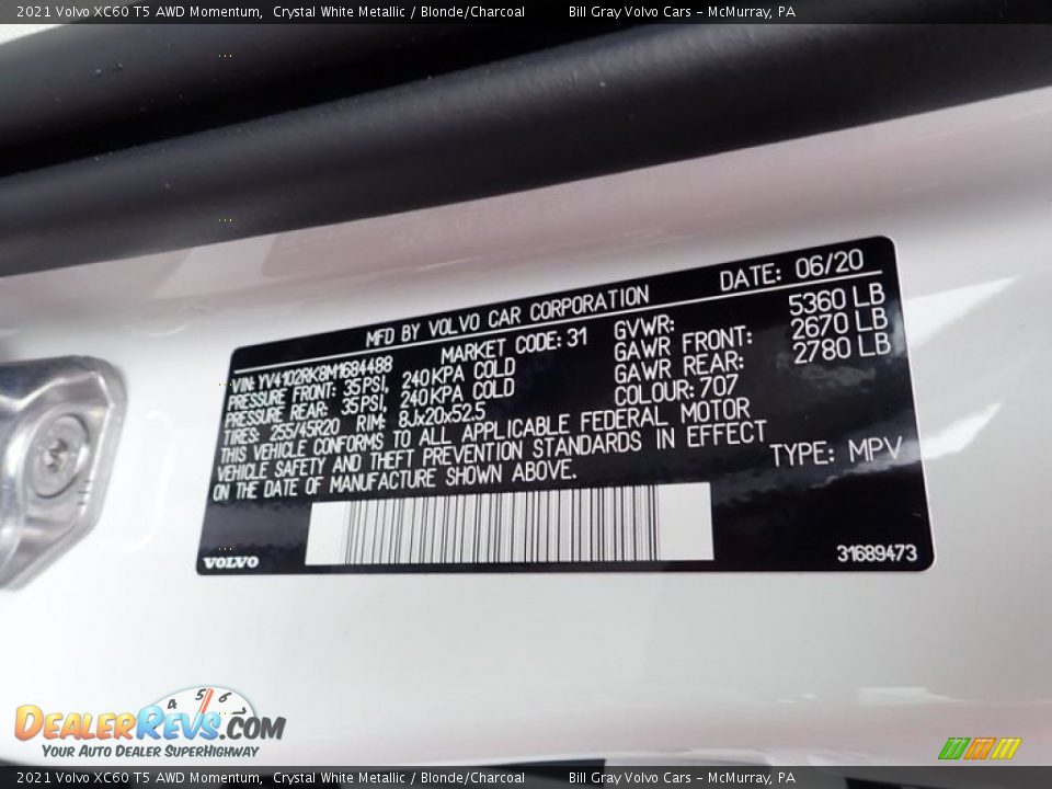 2021 Volvo XC60 T5 AWD Momentum Crystal White Metallic / Blonde/Charcoal Photo #11