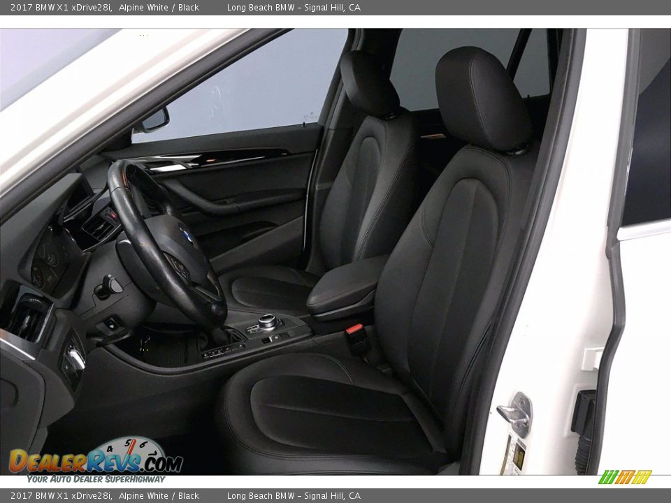 2017 BMW X1 xDrive28i Alpine White / Black Photo #28