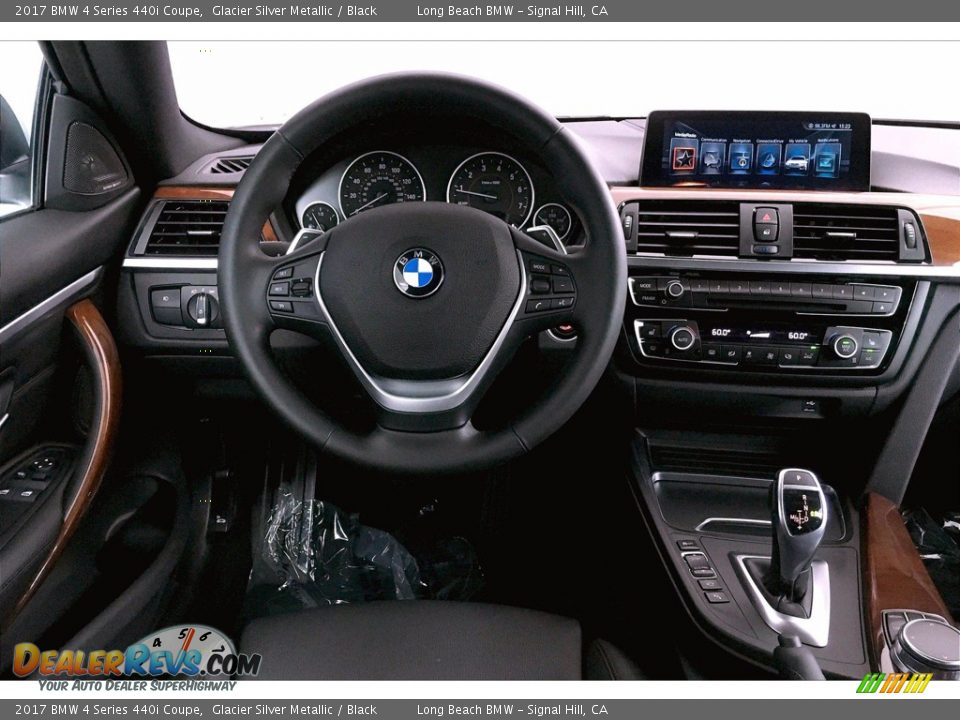 Dashboard of 2017 BMW 4 Series 440i Coupe Photo #4