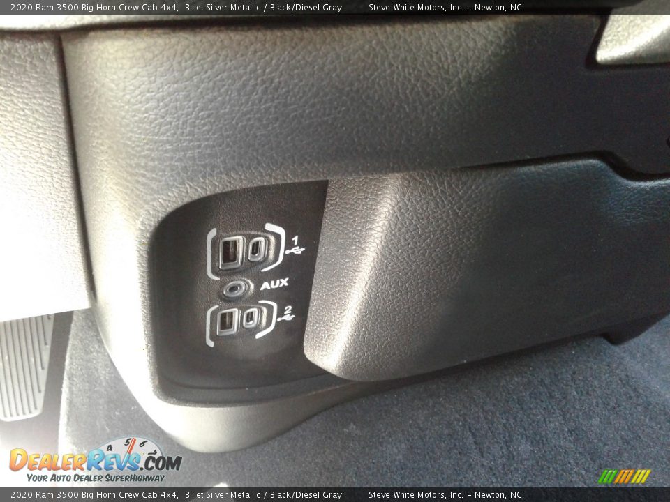 2020 Ram 3500 Big Horn Crew Cab 4x4 Billet Silver Metallic / Black/Diesel Gray Photo #24