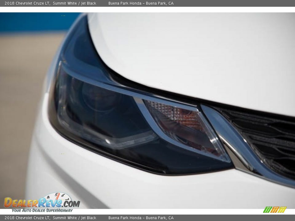 2018 Chevrolet Cruze LT Summit White / Jet Black Photo #8