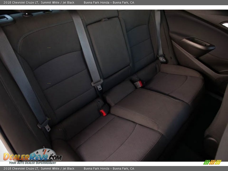 2018 Chevrolet Cruze LT Summit White / Jet Black Photo #23