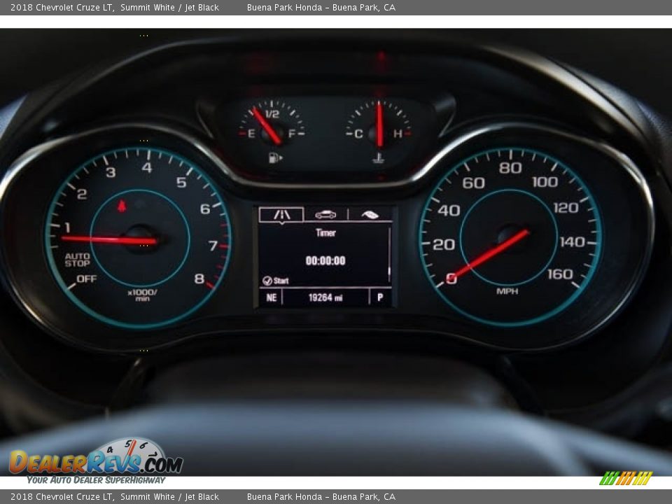 2018 Chevrolet Cruze LT Summit White / Jet Black Photo #28