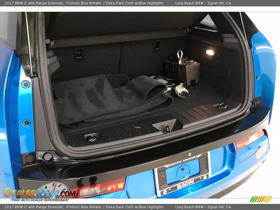 2017 BMW i3 with Range Extender Protonic Blue Metallic / Deka Dark Cloth w/Blue Highlights Photo #30