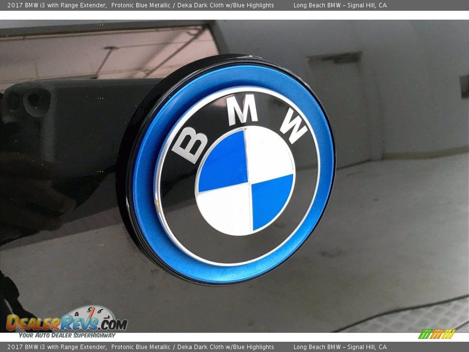 2017 BMW i3 with Range Extender Protonic Blue Metallic / Deka Dark Cloth w/Blue Highlights Photo #32