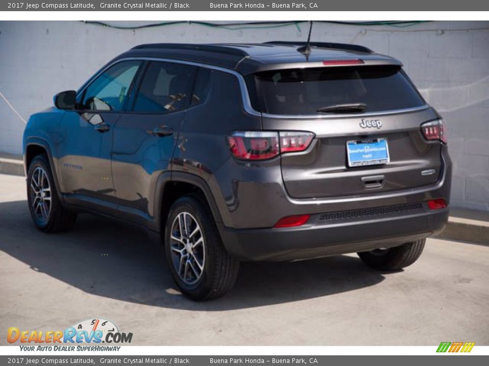 2017 Jeep Compass Latitude Granite Crystal Metallic / Black Photo #2