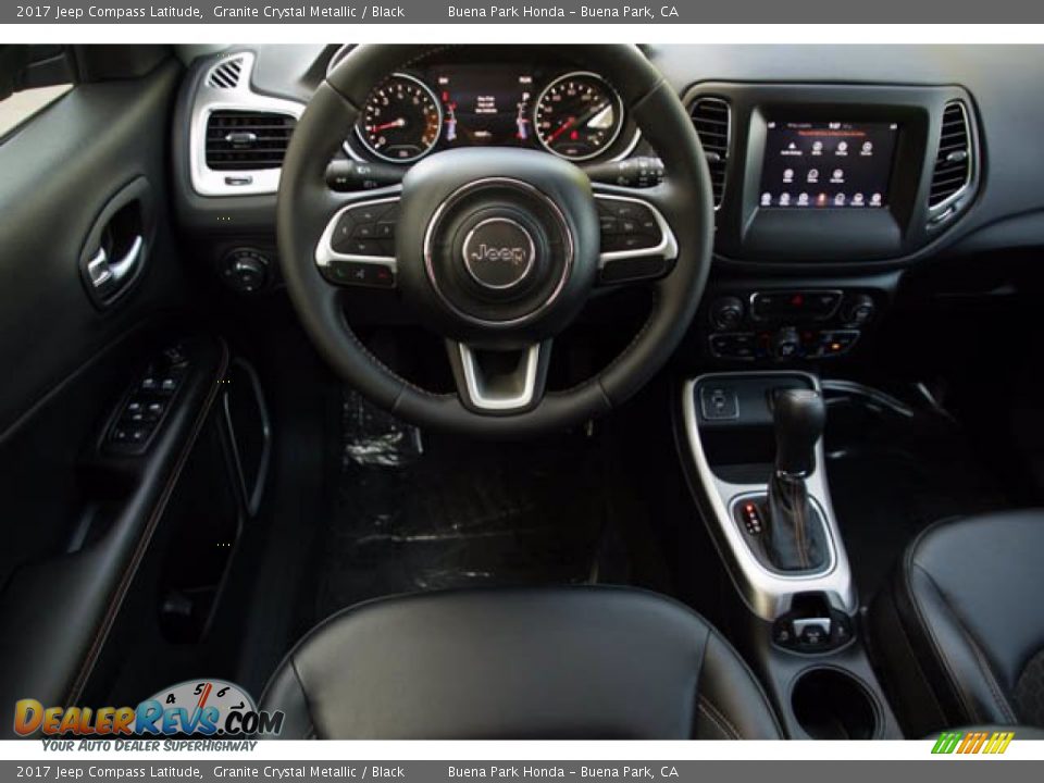 2017 Jeep Compass Latitude Granite Crystal Metallic / Black Photo #5