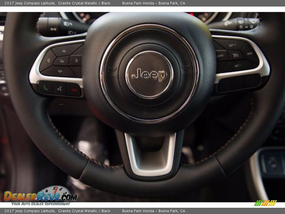 2017 Jeep Compass Latitude Granite Crystal Metallic / Black Photo #11