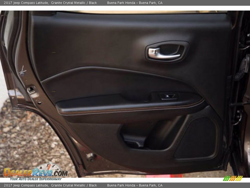 2017 Jeep Compass Latitude Granite Crystal Metallic / Black Photo #27