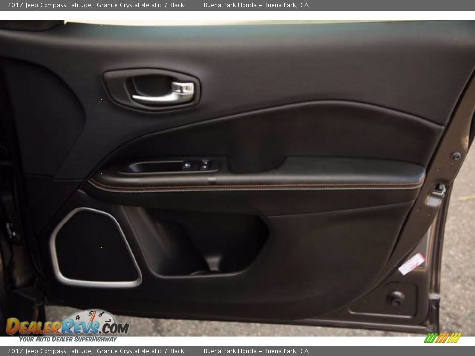 2017 Jeep Compass Latitude Granite Crystal Metallic / Black Photo #29