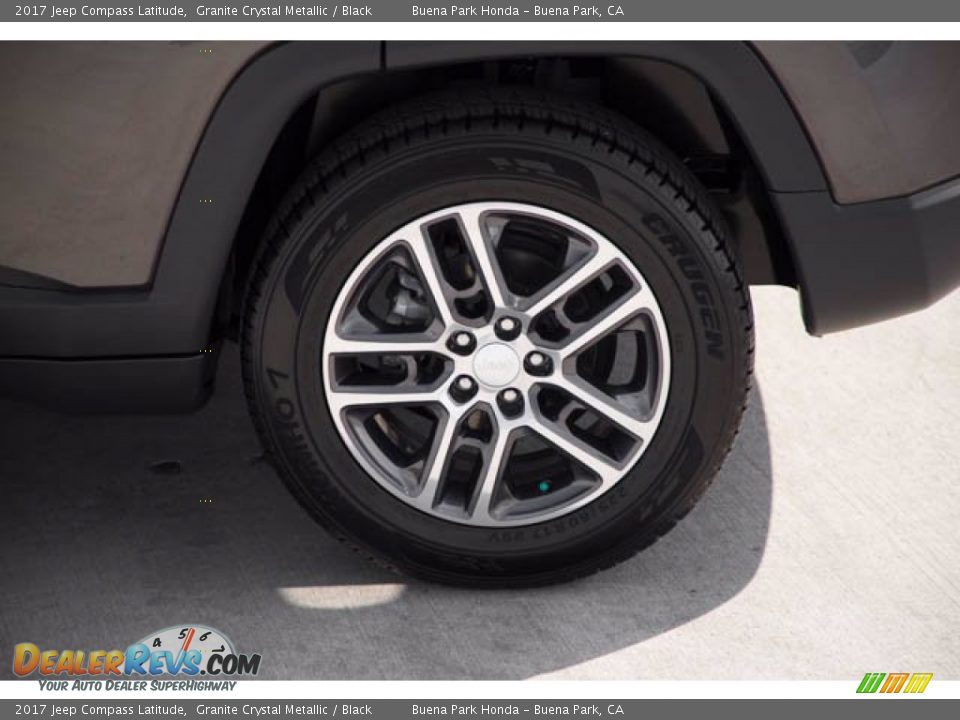 2017 Jeep Compass Latitude Granite Crystal Metallic / Black Photo #33