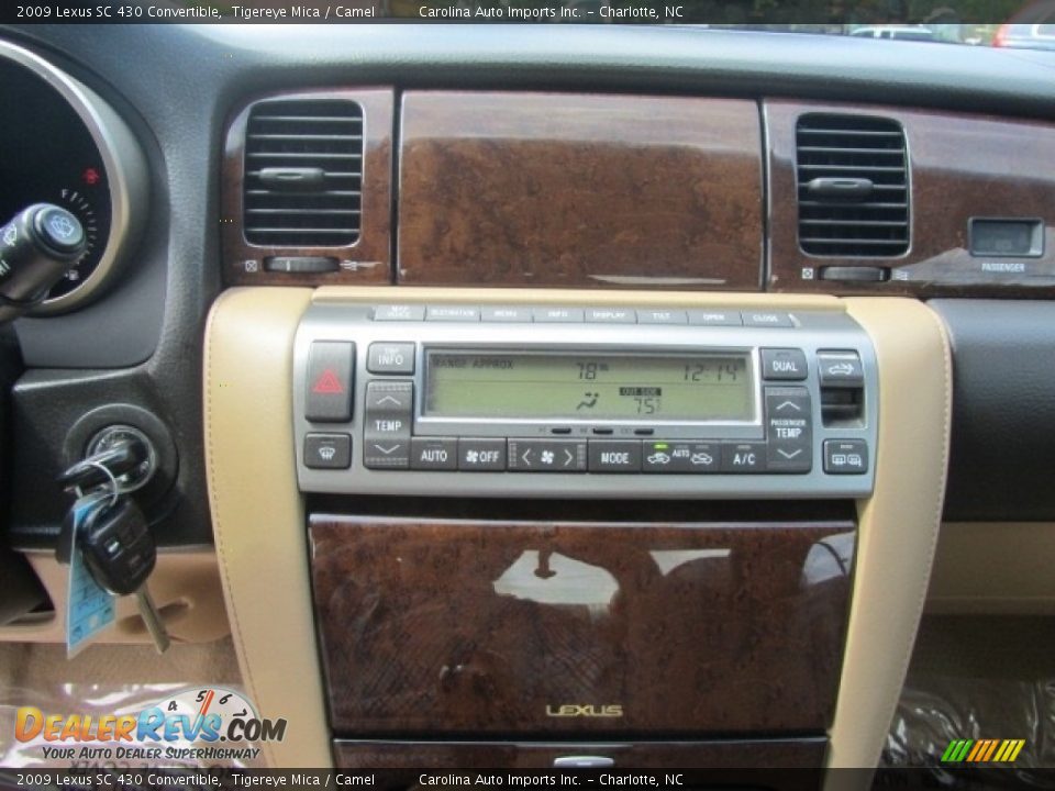 Controls of 2009 Lexus SC 430 Convertible Photo #15